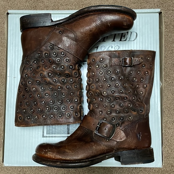 frye jenna disc boots
